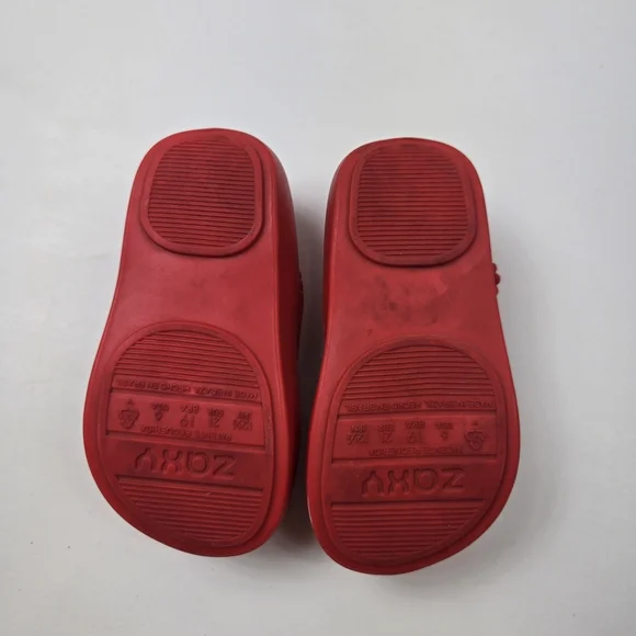 Kids Red Heart Shoes - Picture 7 of 7